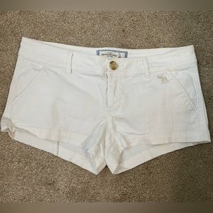 Abercrombie & Fitch Soft White Shorts Size 0